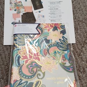 EC Winter Seasonal Surprise Petite Planner